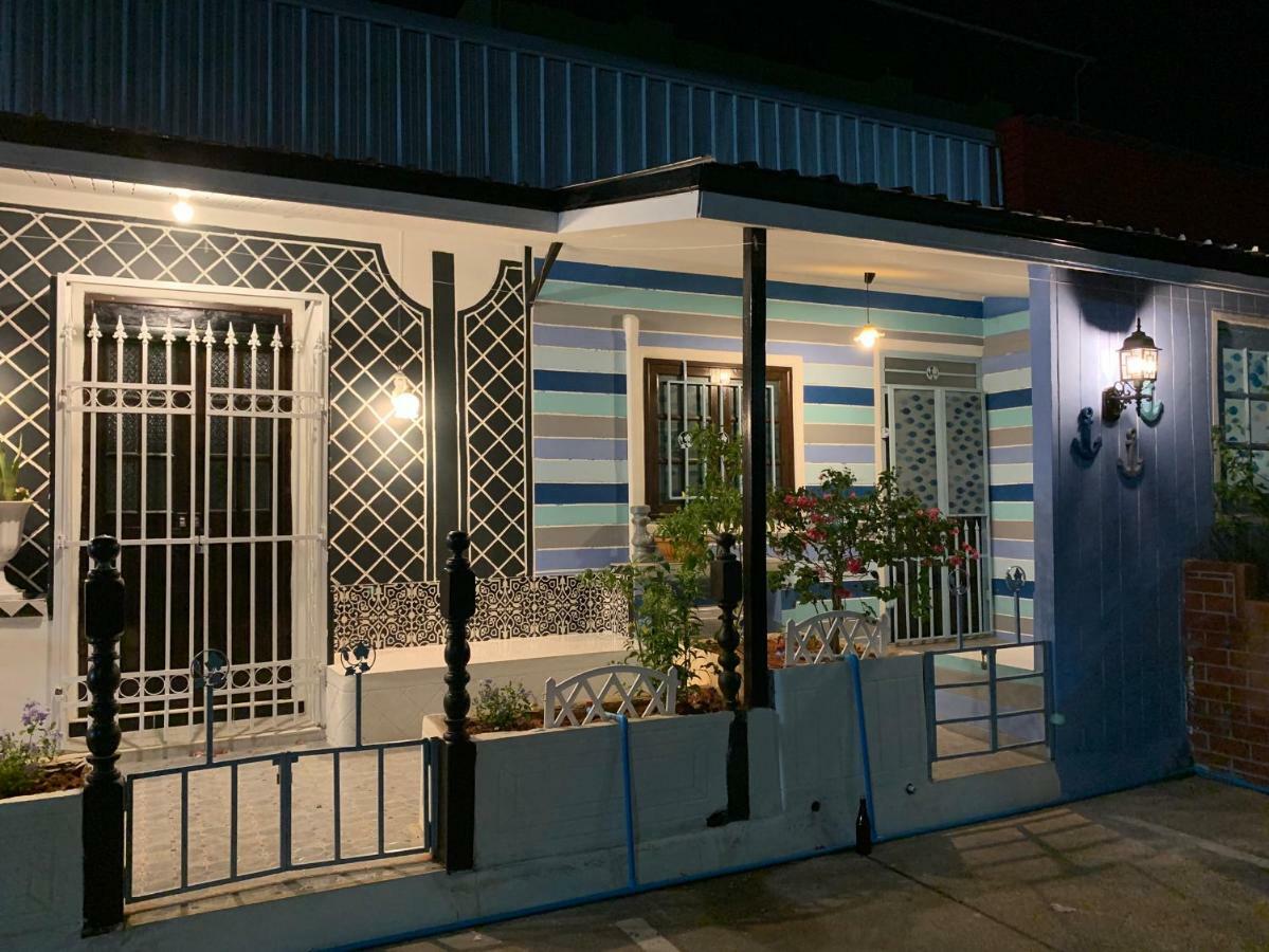 At Night Hotel Chumphon Bagian luar foto